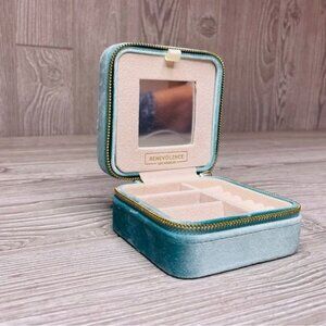 Benevolence cyan blue LA plush velvet square travel Jewelry box storage case